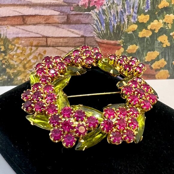 Navette and Chaton Wreath Brooch Green and Pink - Picture 4 of 5